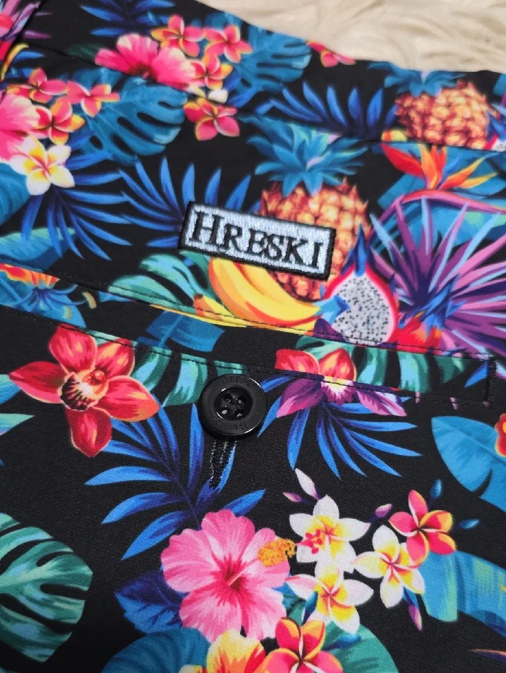 NWT Hreski Tropical Fruits Golf Shorts- Size 36